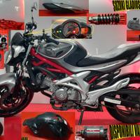 SUZUKI GLADIUS  650 cc  ANNO 2013  x RICAMBI