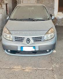 Renault scenic 2004