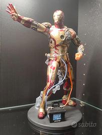 FIGURE VARIE IRON MAN.