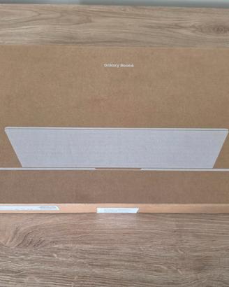 PC Samsung Galaxy Book 6 nuovo con sigillo
