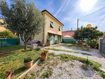 5 LOCALI A CASCINA