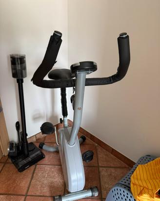 Cyclette da camera con display nuovo