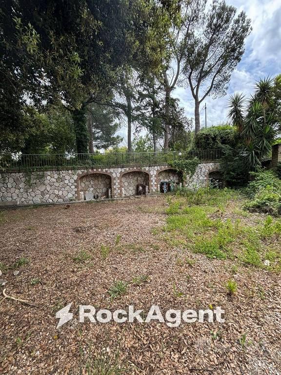 Terreno di 318 m² a Monterotondo - Vista 2