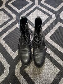 Stivaletti neri in pelle Ferragamo 