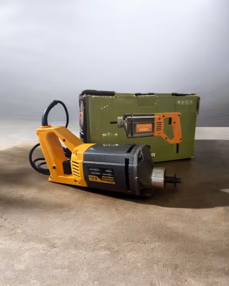 Vibratore per cemento Hanchen 1080W