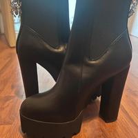 Stivaletti in pelle donna