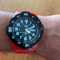 Orologio Casio rosso