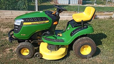 Trattorino John Deere X125