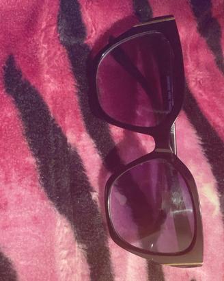 Occhiali di sole nuovi