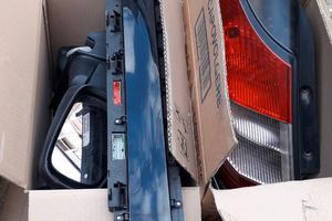 Parti di ricambio Renault scenic 1.9 dci del 2005