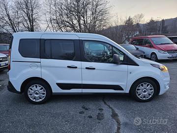 Ford transit connect 5 posti