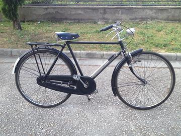 Bicicletta. Raleig uomo