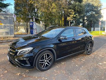 Mercedes-Benz GLA 220d 4 Matic