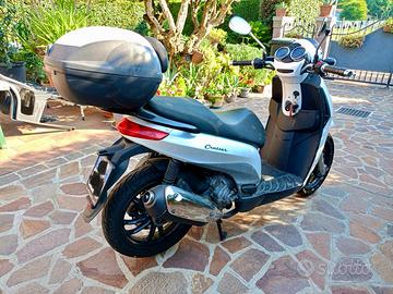 Scooter Piaggio Carnaby 300