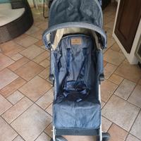 passeggino da viaggio Maclaren
