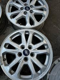 Cercghi in lega ripristianati ford focus raggio 16