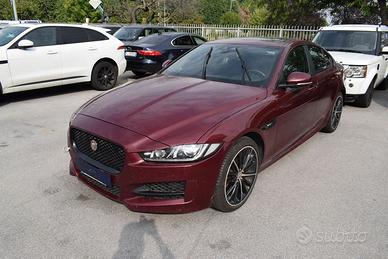 Jaguar XE 2.0 D Turbo 180 CV AWD AUT. R-SPORT...