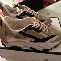 Sneakers Steve Madden nuove con cartellino nr.37,5