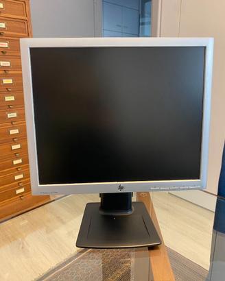 Monitor HP Compaq LA1956x