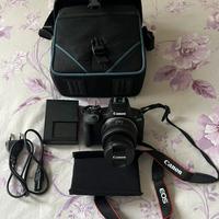Macchina fotografica Canon R 100