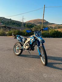 TM 125 EN 2009