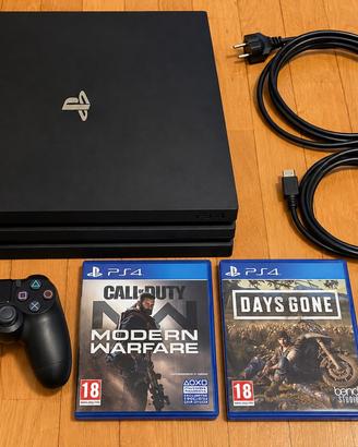 PS4 Pro con joystick e 2 giochi