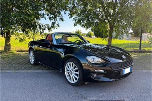 Fiat 124 Spider Lusso