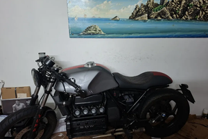 Bmw grigia,rigenerata,copertoni nuovi,cerchi nuovi