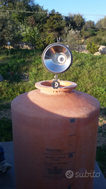 Contenitore in vetroresina