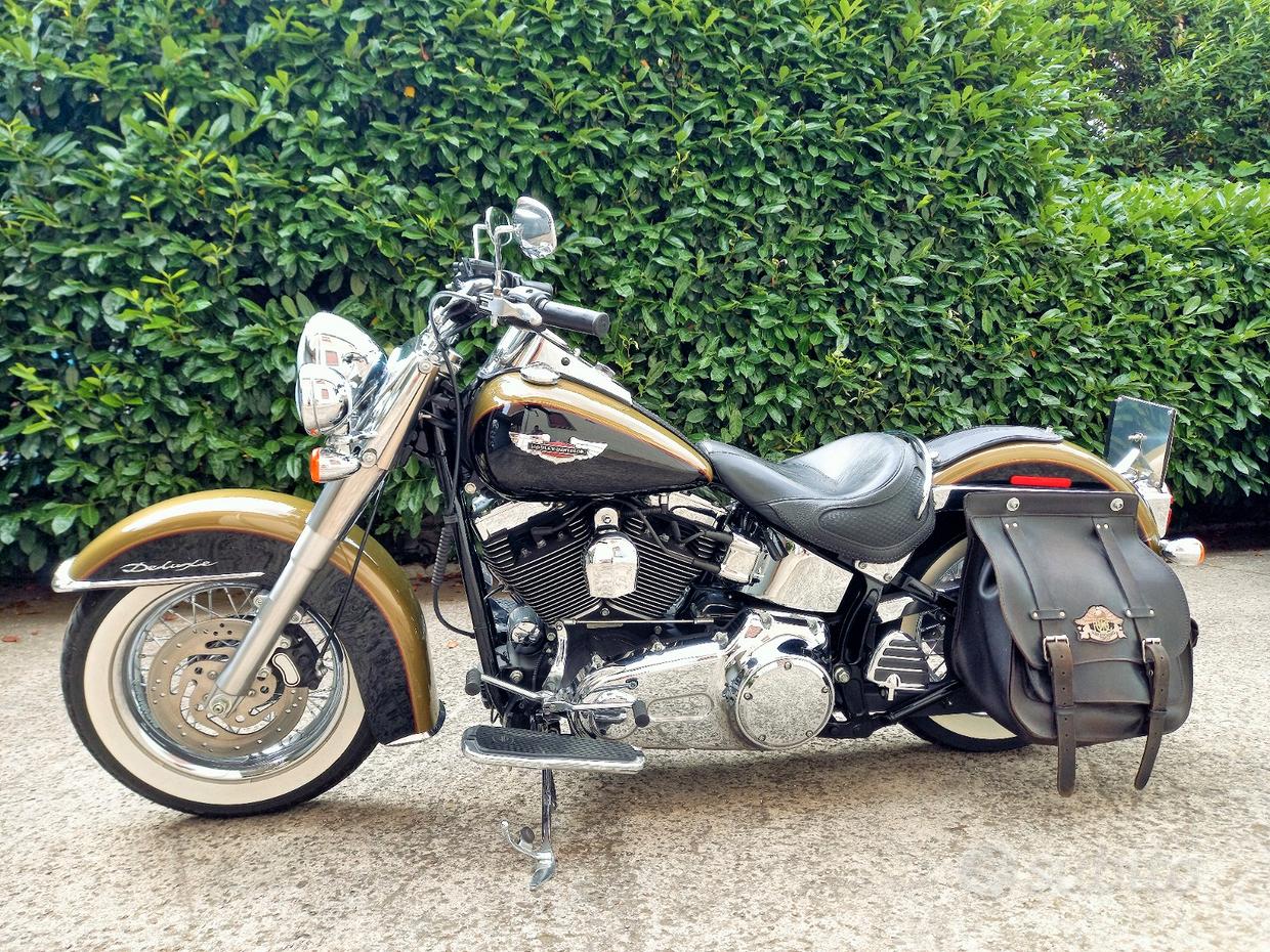 Black softail deluxe sales