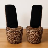 Poltrone design a forma di scarpa , rivestimento