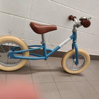 balance bike veloretti celeste