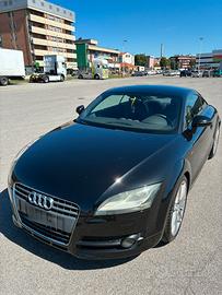 Audi TT 8j