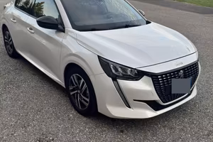 Peugeot 208 allure pack 1.2 benzina 75cv