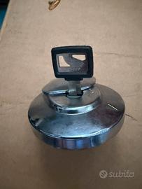 Tappo serbatoio honda Vf750c rc43