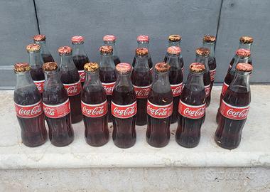 21 Bottiglie 20ml coca cola anno 1996
