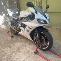 Yamaha YZF R1 - 2002