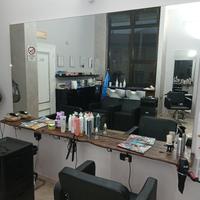 Arredamento  per Negozio Parrucchiere