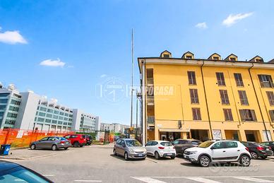 Negozio a Milano Via Rogoredo 1 locali