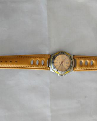 Orologio giallo marca Samsonic