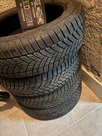 Pneumatici invernale goodyear