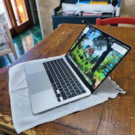 MacBook Air M2 13,6” 8GB 256GB Galassia Batt 95%