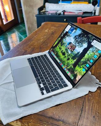 MacBook Air M2 13,6” 8GB 256GB Galassia Batt 95%