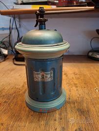 Antico macinino da caffè