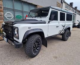 LAND ROVER Defender 110 2.2 TD4 Station Wagon N1