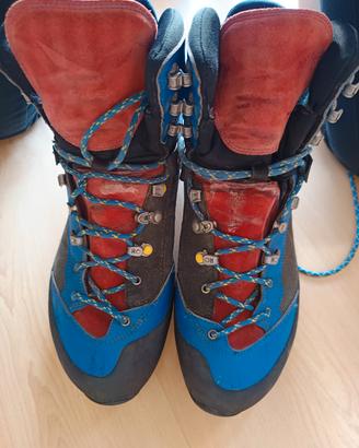 Scarponi da trekking uomo n.43