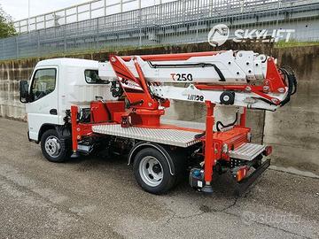 Gru compatta su autocarro BG Lift T250