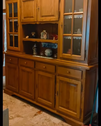 mobili in legno massiccio 