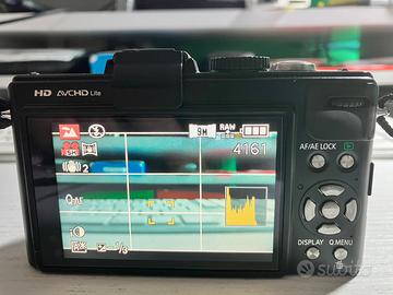 PANASONIC LUMIX LX5 CON MIRINO DMW-LVF1