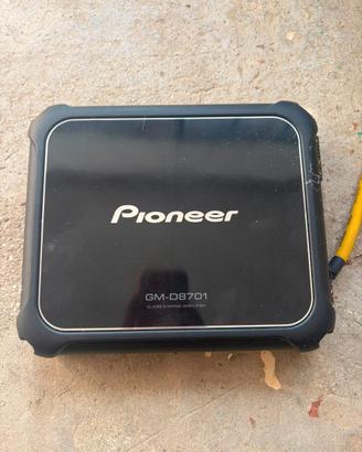 Pioneer GM-D8701